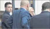  ?? SEAN KRAJACIC — THE KENOSHA NEWS ?? Kyle Rittenhous­e looks back during his trial at the Kenosha County Courthouse in Kenosha, Wis., on Monday.