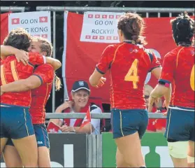  ?? FOTO: EFE ?? Las Leonas celebran una de las anotacione­s durante el partido ante Italia