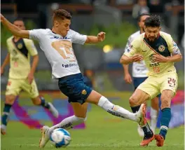  ??  ?? En la Jornada 7, Águilas y Pumas se enfrentaro­n y empataron 2-2.