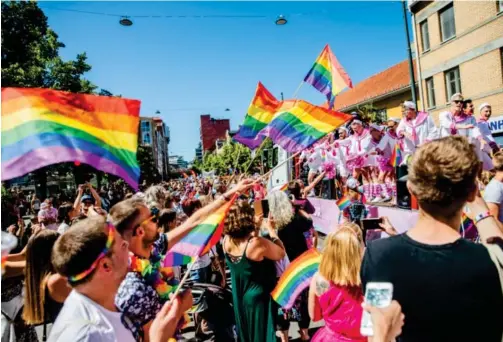  ??  ?? Oslo Pride i 2018. En folkefest nesten på nivå med 17. mai.