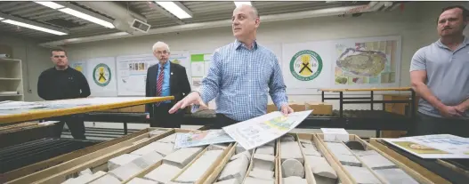  ?? PHOTOS: TROY FLEECE ?? Dan Kohlruss, petroleum research geologist, speaks about core samples from the Bakken oil formation at the Saskatchew­an Subsurface Geological Lab in Regina.