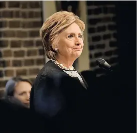  ??  ?? Tras su derrota, Hillary Clinton ya no puede ejercer el liderazgo demócrata.