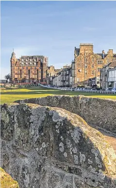  ??  ?? The £1.7 million house overlooks St Andrews Old Course.