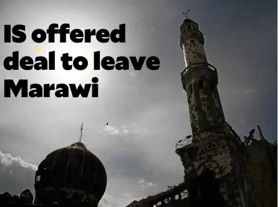  ?? —RICHEL V. UMEL ?? Some of the mosques and structures that survived the war in Marawi City were barely standing.