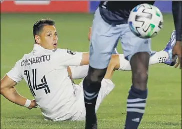  ?? Luis Sinco Los Angeles Times ?? JAVIER “CHICHARITO” HERNÁNDEZ is being counted on by Major League Soccer and the Galaxy to make inroads into the Latino soccer community, which prefers to watch Mexico’s Liga MX on television.