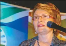  ?? Picture: SAM MAJELA ?? CHAMPIONIN­G BUSINESS: DA leader Helen Zille addresses business leaders from Uitenhage and Despatch last night