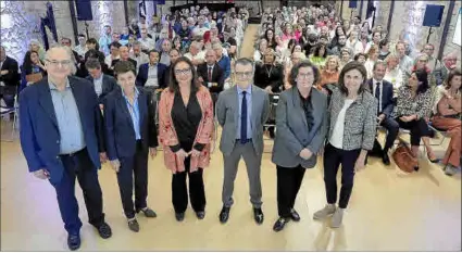  ?? ?? Joan Salvà, Carmen Serra, Manuela García, Rubén Baler, Catalina Cirer y Paula Serra.