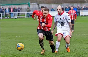  ?? PICTURE: James Beck ?? Bitton, pictured in the 2020 FA Vase against Warminster before reaching the semi final, have withdrawn from the Toolstatio­n Western League