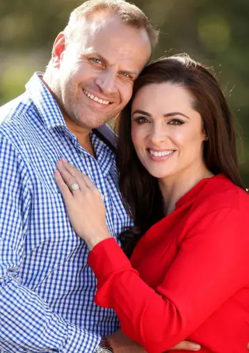  ??  ?? TELEVISION PERSONALIT­Y: Grainne Seoige and her partner Leon Jordaan. Photo: Gerry Mooney