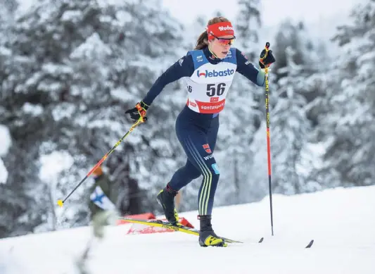  ?? ?? Es geht bergauf bei den deutschen Skilangläu­fern: Katharina Hennig schaffte es in Finnland auf Platz drei.