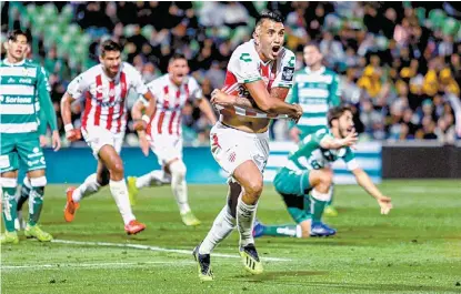  ?? IMAGO7 ?? Rodrigo Contreras celebra el gol que le dio el triunfo a Necaxa.