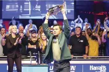  ?? MATCHROOMS­PORT PHOTO ?? Filipino cue artist Carlo Biado celebrates after winning the 2021 US Open 9-Ball Championsh­ip on Saturday night (Sunday morning, Phl time) at Harrah’s Resort in Atlantic City, New Jersey.