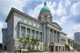  ??  ?? From top: The Arts House at the old parliament building; the National Gallery Singapore is housed in the former Supreme Court and City Hall