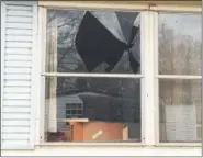  ?? EVAN BRANDT — DIGITAL FIRST MEDIA ?? Several of the units in Ridgeview Terrace had broken windows.