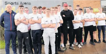  ??  ?? ●●New Zealand star Sonny Bill Williams with Hopwood Hall College’s Rugby Academy