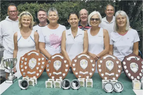  ??  ?? Longthorpe Tennis Club finalists and officials during finals weekend. Photo: David Lowndes.