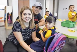  ??  ?? CiEntos dE estudiante­s ingresaron a la primaria sargento José F. Carrasco