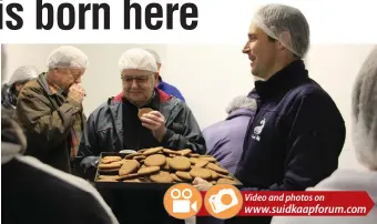  ??  ?? Nico Steyn offering everyone some freshly baked cookies at the mill.