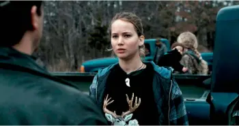  ??  ?? Winter’s Bone starring Jennifer Lawrence was director Debra Granik’s 2010 breakthrou­gh film