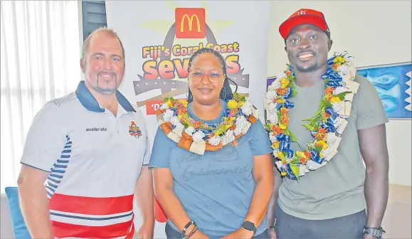  ?? Picture: REINAL CHAND ?? Mc’Donald’s Fiji’s Coral Coast Sevens tournament founding chairman Jay Whyte (left) welcomes Chebet Injera and Collins Injera at the
Nadi Internatio­nal Airport yesterday.