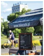  ??  ?? Bikecafe.pl, de kaffeserve­rande cyklarna, ser du lite överallt i hela staden.