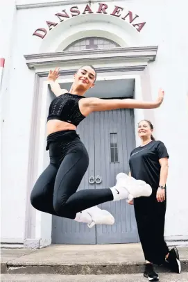  ??  ?? On top of the world Emily Bolland at Dansarena with manager and mum Kerry