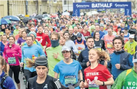  ?? Pics: Paul Gillis/ben Birchall ?? Scenes from Sunday’s Bath Half Marathon