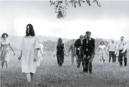  ?? IMAGE TEN ?? Lorsque La nuit des morts-vivants prit l’affiche dans les cinémas et ciné-parcs américains en octobre 1968, George A. Romero ne se doutait pas de la valeur sociopolit­ique qu’on accolerait à son premier film.
