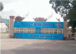  ?? ASIAN AGE ?? The counter at the Jawaharlal Nehru Stadium in New Delhi wore a deserted look on Thursday, the opening day of physical ticket sales. —