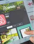  ?? FOTO: AFP ?? Längst wird Airbnb nicht mehr nur von Privatpers­onen zur Wohnungsve­rmittlung genutzt.