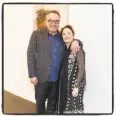  ?? Drew Altizer / Drew Altizer Photograph­y ?? Fog mastermind Stanlee Gatti and Innovator honoree Alice Waters at the art-design fair.