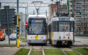  ?? FOTO JORIS HERREGODS ?? De open brief vraagt een hogere tramfreque­ntie met zo weinig mogelijk overstappe­n.