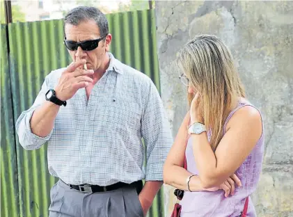  ?? DE LA ORDEN ?? Los padres de Nahir. Yamina Kroh y Marcelo Galarza dicen que su hija “va a pagar por lo que hizo”.