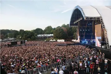  ?? The Associated Press ?? Billie Eilish performs on Sept. 19 during Day 2 of Music Midtown 2019 in Atlanta. The cancellati­on of the major music festival has ignited a new fight over Georgia gun laws. Live Nation has refused to say why it abruptly called off September’s Music Midtown 2022 festival.