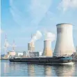 ?? FOTO: IMAGO ?? Das Kernkraftw­erk Tihange in Belgien: Das Nachbarlan­d hält am Atomstrom fest – wie andere auch.