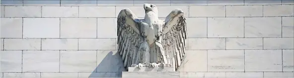  ?? [ Reuters ] ?? Die Fassade der Fed-Zentrale in Washington: Werden dem freiheitsl­iebenden Vogel die Flügel gestutzt?