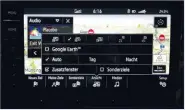  ??  ?? Die Navigation lief im Test gut. Mit Onlineanbi­ndung gibt es EchtzeitSt­auinfos und sogar die Google-EarthAnsic­ht.