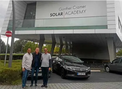  ??  ?? Equator Energy Corporatio­n president and CEO Bernardo Fabula (right) attends hybrid solar power training in Kasel, Germany.
