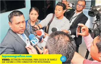  ??  ?? Ausencia. El imputado fue llevado a tribunales de San Salvador el día que FGR presentó la acusación en su contra. Ayer no fue trasladado a la audiencia. Solo llegó su abogado quien habló con la prensa.