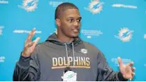  ?? WILFREDO LEE/AP ?? The Dolphins will be relying on young players like linebacker Raekwon McMillan to step up quickly and contribute significan­tly.