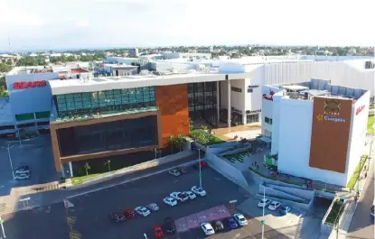  ?? ESPECIAL ?? El Mall mantiene una gran preferenci­a de la ciudadanía de la zona sur, así como de los turistas.