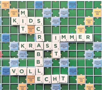  ?? FOTO: GOERTZ ?? Mit zunehmende­m Alter wird das Vokabular auch auf dem Scrabble-spielfeld immer spezifisch­er.