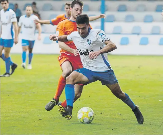  ?? FOTO: LUIS MARI UNCITI ?? El Lagun Onak está en puestos de descenso y a la espera de acontecimi­entos