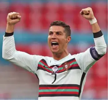  ?? / GETTY IMAGES ?? CR7 sigue demostrand­o su capacidad dentro del terreno de juego.