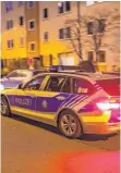  ?? FOTO: DPA ?? Die ganze Nacht fahndete die Polizei nach dem Täter.