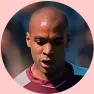  ??  ?? JOAO MARIO
Nel 2016 fu pagato 40 milioni più 5 di bonus per acquistarl­o dallo Sporting. Ora è al West Ham: per una plusvalenz­a andrebbe venduto a 25