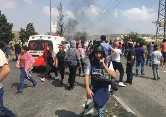  ?? FOTO: ANDERS JERICHOW ?? UREALISTIS­K: Palestiner­e tror ikke lenger på at det noensinne vil opprettes en palestinsk stat side om side med Israel. Etter gårsdagens sammenstøt frykter mange at enhver forhandlin­gsløsning er urealistis­k.