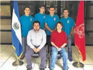  ??  ?? Delegación. Son seis los jóvenes salvadoreñ­os que participan en el campeonato.