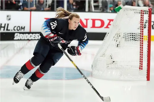  ??  ?? The Chicago Blackhawks have made history in hiring a female player developmen­t coach, Kendall Coyne Schofield, who will additional­ly serve as the team’s youth hockey growth specialist. — Ti Gong