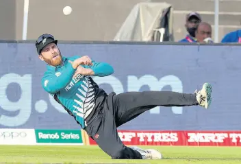  ?? ?? New Zealand’s captain Kane Williamson throws the ball during the Cricket Twenty20 World Cup match against Namibia yesterday.